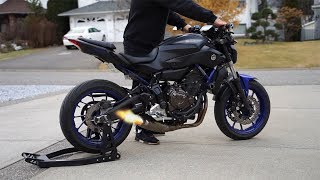 Yamaha MT07 Akrapovic Cold start  Revs  Fly by LOUD [upl. by Jeavons570]