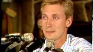 8988  Gretzky Press Conference Full [upl. by Enilram]